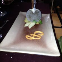 奥にあるのが、グリーンタンジェリンのソルベ