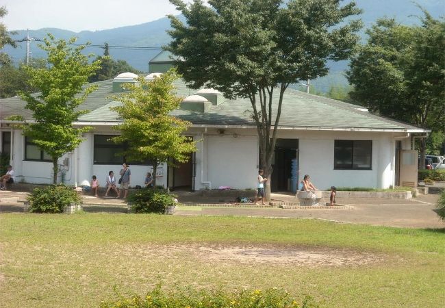 キャンプ場もある広い公園