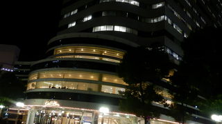 マダム向けのショップが多い