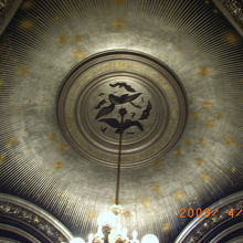 画家マティスがデザインした天井