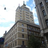 最上階はバーラウンジ