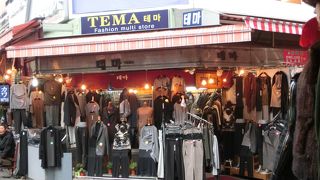 子供服は安くてかわいいですよ♪