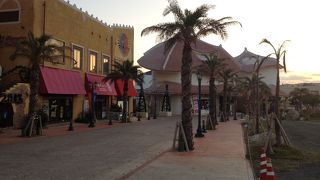 大きな観覧車が目印