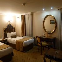 こじんまりとしたお部屋。通りに面してるので少しうるさい。