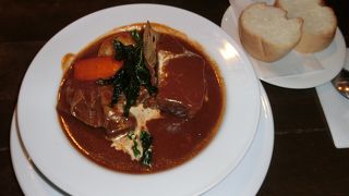 煉瓦の素敵なお店