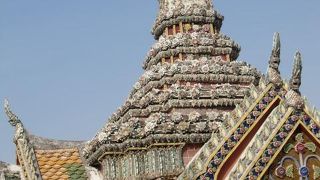 エメラルドでなくて、翡翠