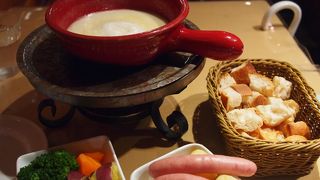 予約不可！チーズフォンデュの有名店