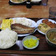 24時間営業の沖縄大衆食堂