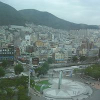 プサン市街(海の反対側)が一望できます。
