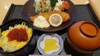 フライト前後の食事に！函館ならではのメニューもあります