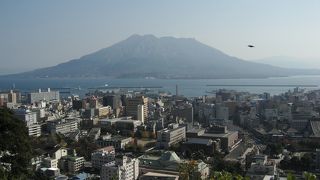 桜島や鹿児島市街が一望できる城山