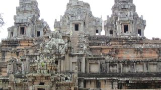アンコール遺跡群の中でも異彩を放つ建物