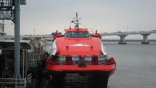 空港直行便は、eチェックインでアップグレード