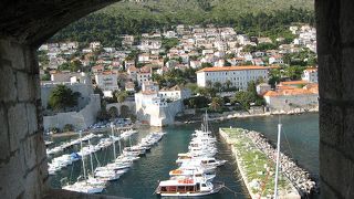 城壁から臨むのもいい