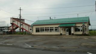 風格のある駅舎です