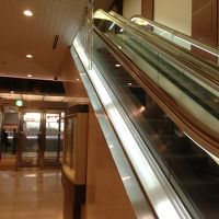 ロビーはあまり広くない