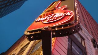 タイムズスクエアにあります。