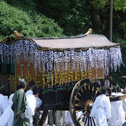 大行列の長さは圧巻。京都御所から出るところから下賀茂神社まで追いかけた