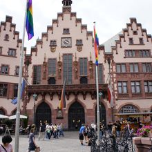 旧市庁舎レーマーです