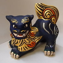 本格的な　石垣島シーサーも　