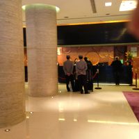 きれいで広いロビー