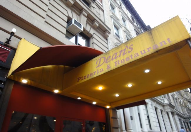 ピザやパスタ。