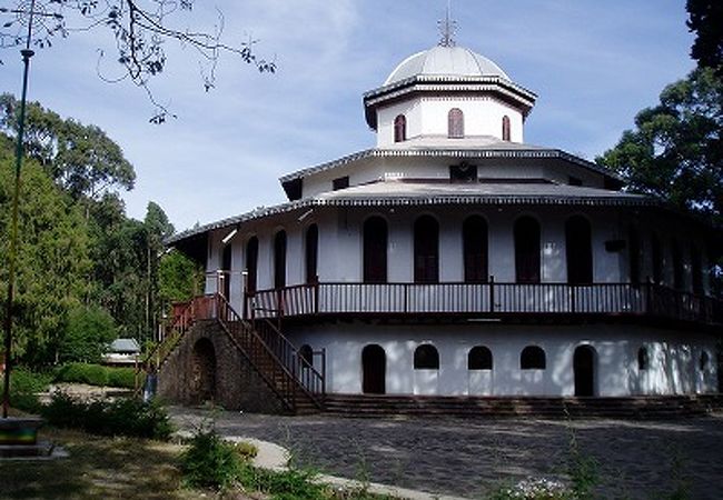 キドゥス ラグエル教会