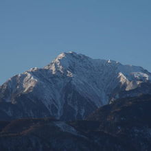 駅を出ての甲斐駒ケ岳