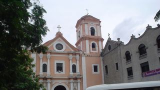 フィリピン最古の石造教会、サン・オーガスチン教会