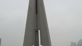 人民英雄記念塔の地下に外灘の歴史が解る歴史記念館があります。