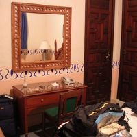 狭いが清潔です