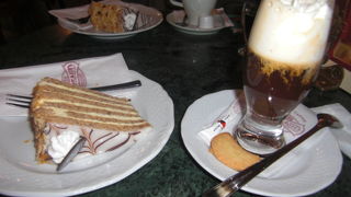 リッチな気分に浸れるカフェ