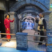 街を水を担いで売って歩いていました。