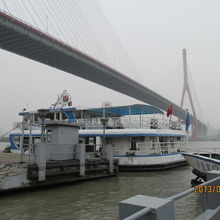 フェリーに乗れば“あ”と言う間です。