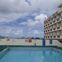 プールで「焼く」のは有り。