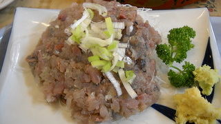 色々な種類の魚料理が楽しめます