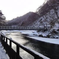 箒川と岩の湯