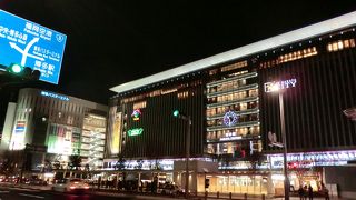 きれいな駅です。