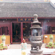 豫園の帰りに寄って下さい。