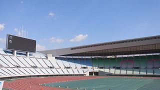 マラソンやサッカーの聖地です。