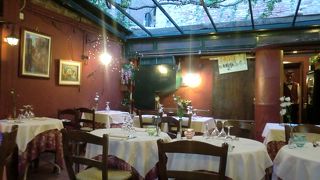 内装がおしゃれなレストラン