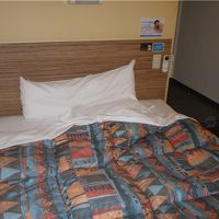 !!どこかで見たことあるような柄だが・・・。