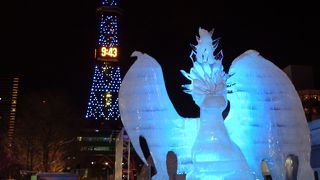 雪まつりのテレビ塔