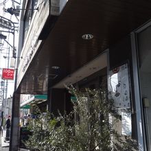 おしゃれな外観です。