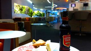 エールフランスのラウンジにお邪魔