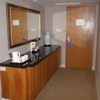 エグゼクティブルームの入口すぐ。