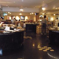 朝食ブッフェの会場です。