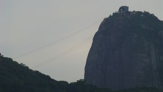 雰囲気ある山です