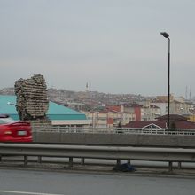 地震空白地帯のイスタンブル、この形がいつまでも残りますように