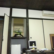 なかなか感じのいいお部屋です